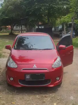 Mitsubishi Mirage Exceed Matic 2015 - Keyless, Merah