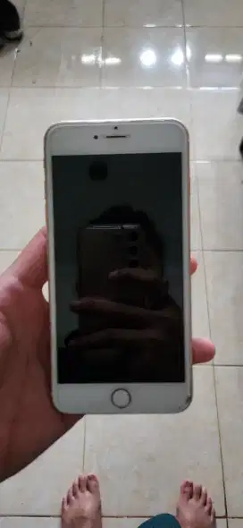 Iphone 6 S ( 64 gb) baru ganti baterai. Sinyal aman