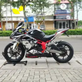 HONDA CBR 250RR NON ABS 2018 HITAM KM 15K AJA PAJAK ON