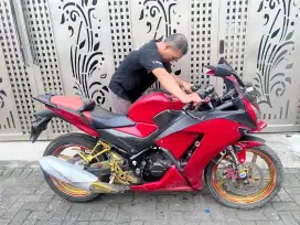 Honda CBR 2015 cimahi