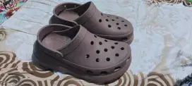 SENDAL/SEPATU CROCS