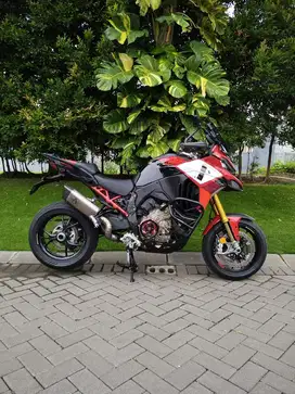 DUCATI MULTISTRADA V4 2023 TANGAN PERTAMA ODO 1000 LIKE NEW