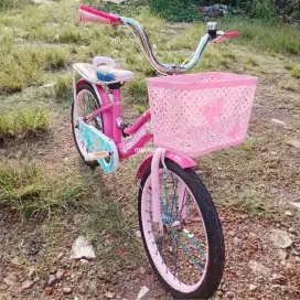 SEPEDA ANAK PEREMPUAN GOLDEN SIZE 18