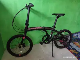 Sepeda Lipat Polygon Urbano 3