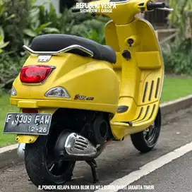 Dijual Cepat Piaggio Vespa S 125 3V th 2016 warna KUNING DOFF Spesifik