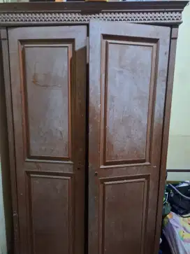 DI JUAL CEPAT LEMARI KAYU JATI ASLI