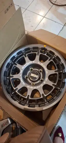 Dijual 4 Velg Ban