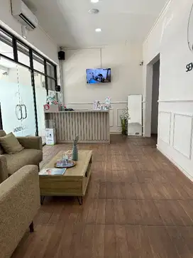 Dijual Rumah / Tempat Usaha Turangga