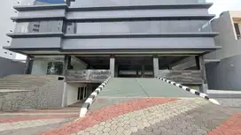 Gedung baru cocok u/kantor n showroom di jakarta selatan