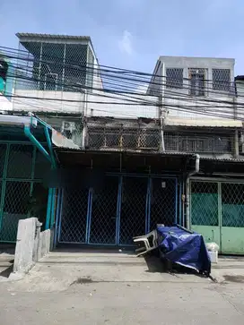Ruko dijual di Jelambar Aladin. Murah Pinggir Jalan & ramai