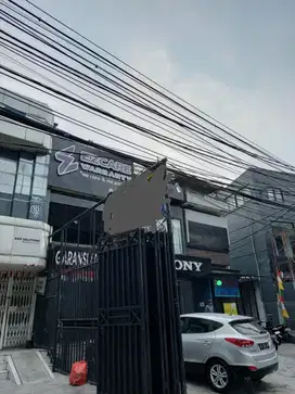 Di sewakan ruko dkt Itc fatmawati raya jaksel