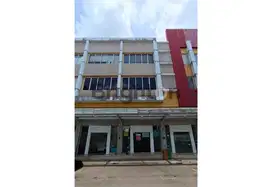 Ruko 3 Lantai Lokasi Strategis Pusat Bisnis Bekasi