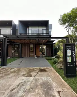 Rumah Mewah di Lippo Central Karawaci