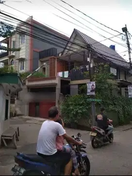 Jual Rumah Lt.180m Menteng Atas Selatan 2, belakang Taman Rasuna Apt