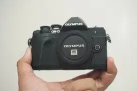 OLYMPUS OMD EM10 MARK III 3 BODY ONLY BO Kamera OM-D E-M10