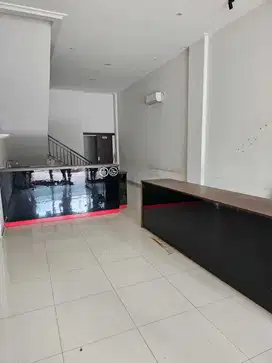 Disewa ruko golf island PIK dekat GIOI 4lantai ada 7AC bagus rapi