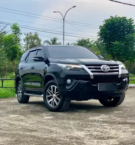 Toyota Fortuner 2.4 VRZ AT 2017