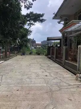 rumah 2 lantai di Nuansa Mas dekat grand sharon  harga njop 1 miliar