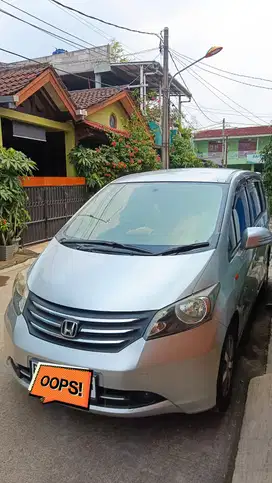 Honda Freed PSD 2009 AT