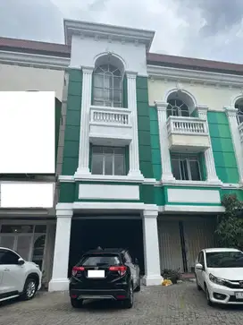 Disewakan Ruko 3,5 lantai Strategis di Lebak Bulus Jaksel