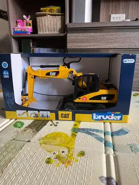 Mobil mainan hexafator