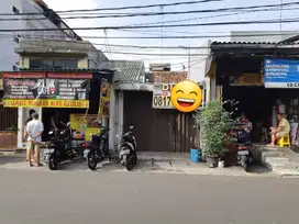Jual Murah Rumah Pinggir Jalan Raya Cocok Buat Usaha di Pejagalan