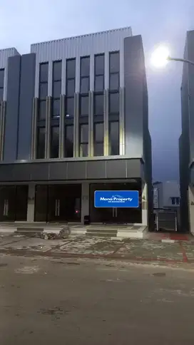SEWA CePAT Ruko Kota Wisata Cibubur, di area bisnis.(ld)