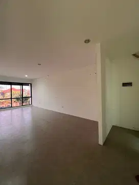 Disewakan Ruko lantai 2 saja Hive Parc Lippo Karawaci Hadap Boulevard