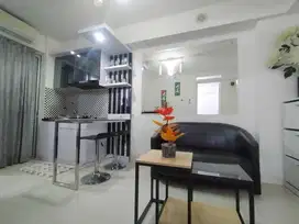 DISEWAKAN 2BR FURNISH SIAP HUNI APARTEMEN BASSURA CITY