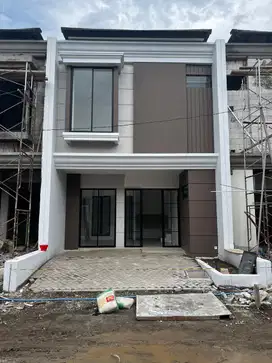 Perumahan Surabaya, Regency One Eastpoint, Rumah Modern Minimalis