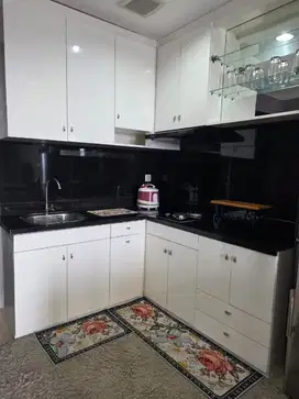 di jual apartemen Aston belleveu persis di belakang Pim 1 jaksel