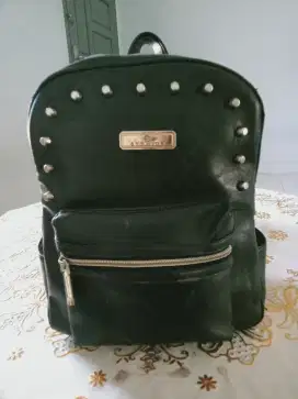 Tas ransel wanita