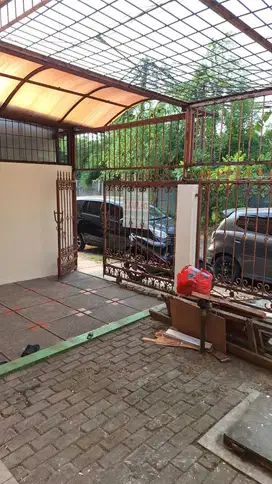 Di Jual Rumah Strategis Di Taman Semanan indah