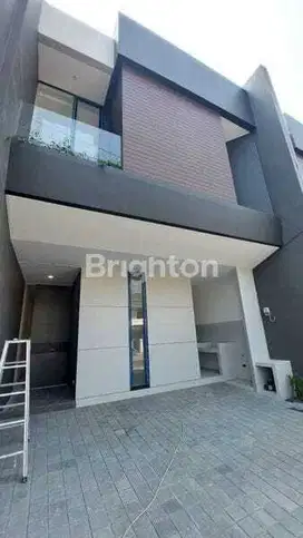 Jual Rumah KUTISARI DEKAT KAMPUS PCU/UKP