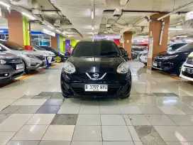 Nissan March 1,2 L AT 2015