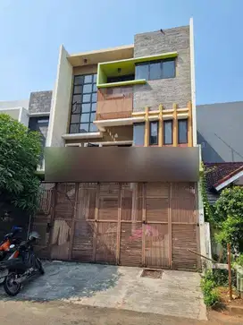Full marmer !  3 Lantai MURAH Di Permata Buana Luas Tanah 144 M2