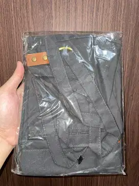Apron menyusui - Hitam