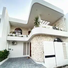 dijual villa style medireranian lantai 2 umalas