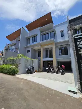 DIJUAL 1 UNIT READY BANGUNAN BARU DI PONDOK LABU JAKARTA SELATAN