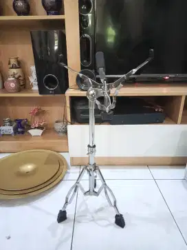 snare stand drum jepit mulus