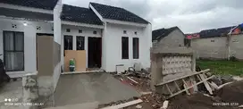 dijual rumah Ready stock di paniisan teurusan Cibaduyut