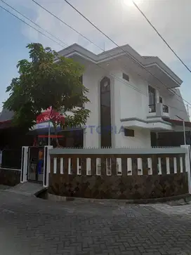 Rumah Dalam Perumahan Kondisi Baru Renovasi Kawasan Padat Penduduk Aks