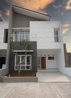 Hunian Cluster Asri Depan Mall Ciputra, Harga Promo 1,4 M