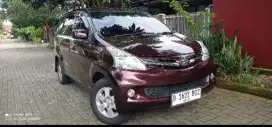 Daihatsu xenia R matic tahun 2012