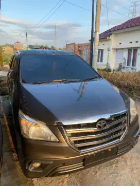 Toyota Kijang Innova 2.5 Type G Diesel A/T (Rear)
