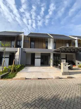 Rumah 2 lantai di kunciran tangerang 7X16 akses tol karang tengah