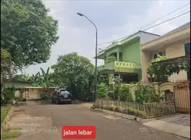 Rumah Hook Luas di Perumahan Taman Modern Cakung Jakarta Timur