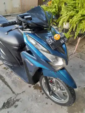 Dijual cepat honda vario kzr 2014
