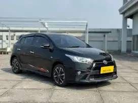 Km 54rb Toyota Yaris S Trd sportivo 1.5 at 2016