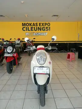 Dijual motor Scoopy classic 2013/HANYA CASH